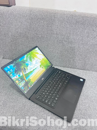 Dell Vostro 5481Corei5-8265U RAM8 SSD 256gb